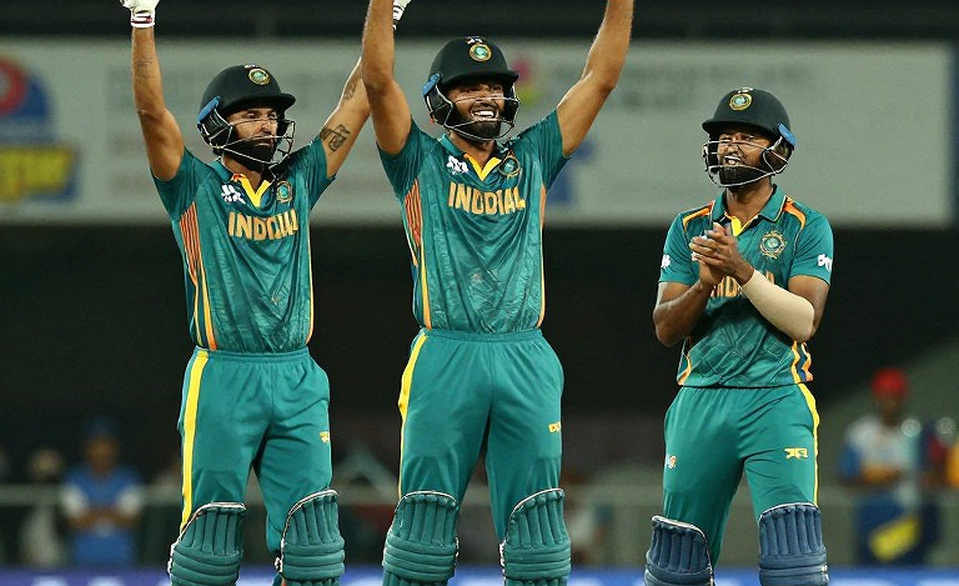 স্পিনের ছায়ায় সিম আক্রমণ: লিয়ন বাদ, অস্ট্রেলিয়ার জুয়ার বড় বাজি